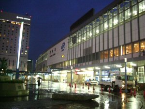 JR 岡山駅